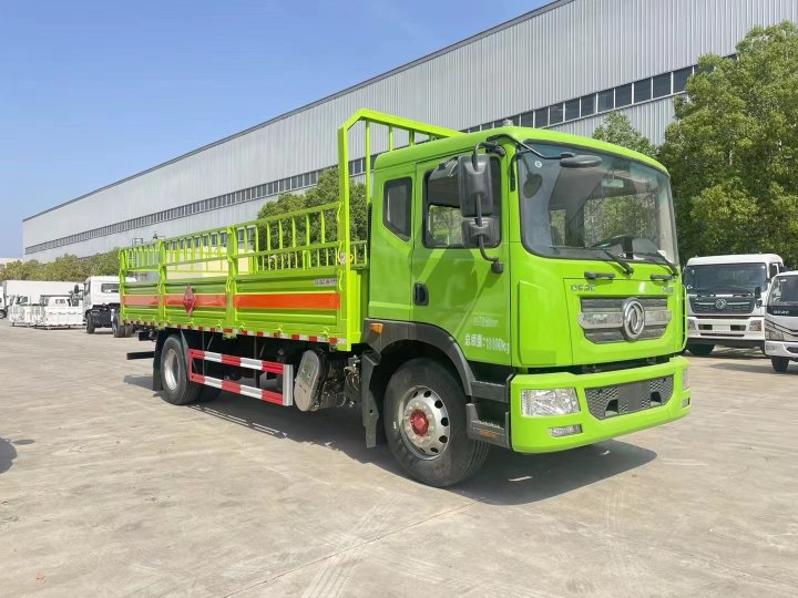 气瓶运输车属于几类危险品厢式车？楚胜危险品厢式车厂